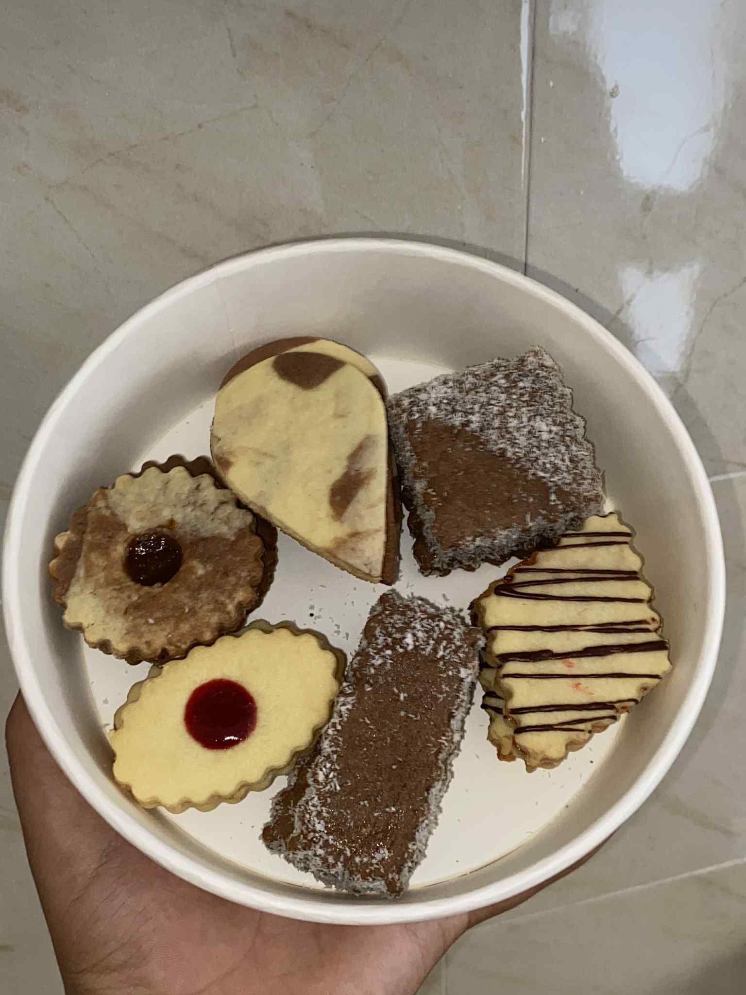 حلويات جافة